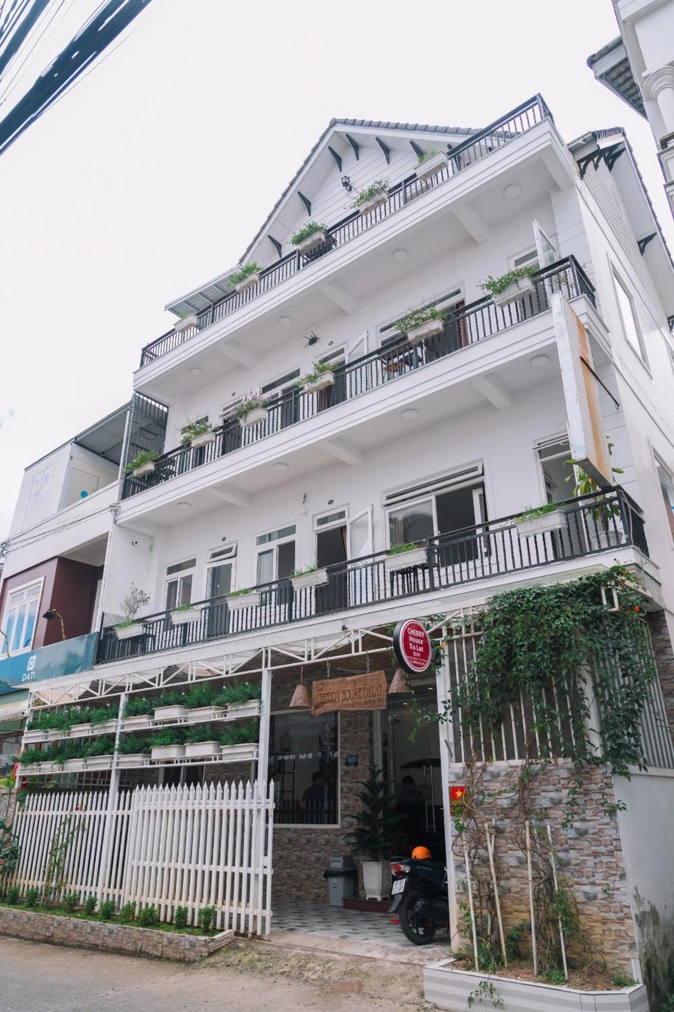Cherry House Hotel