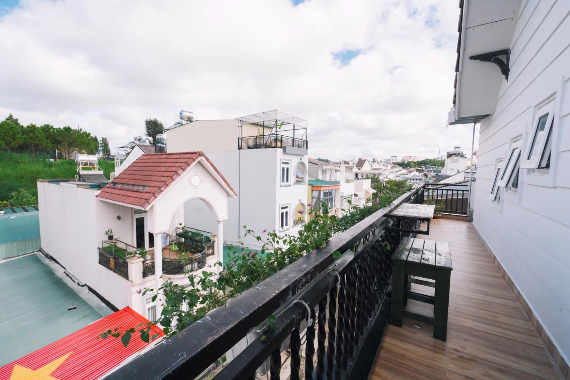 Hotel Cherry House 2*