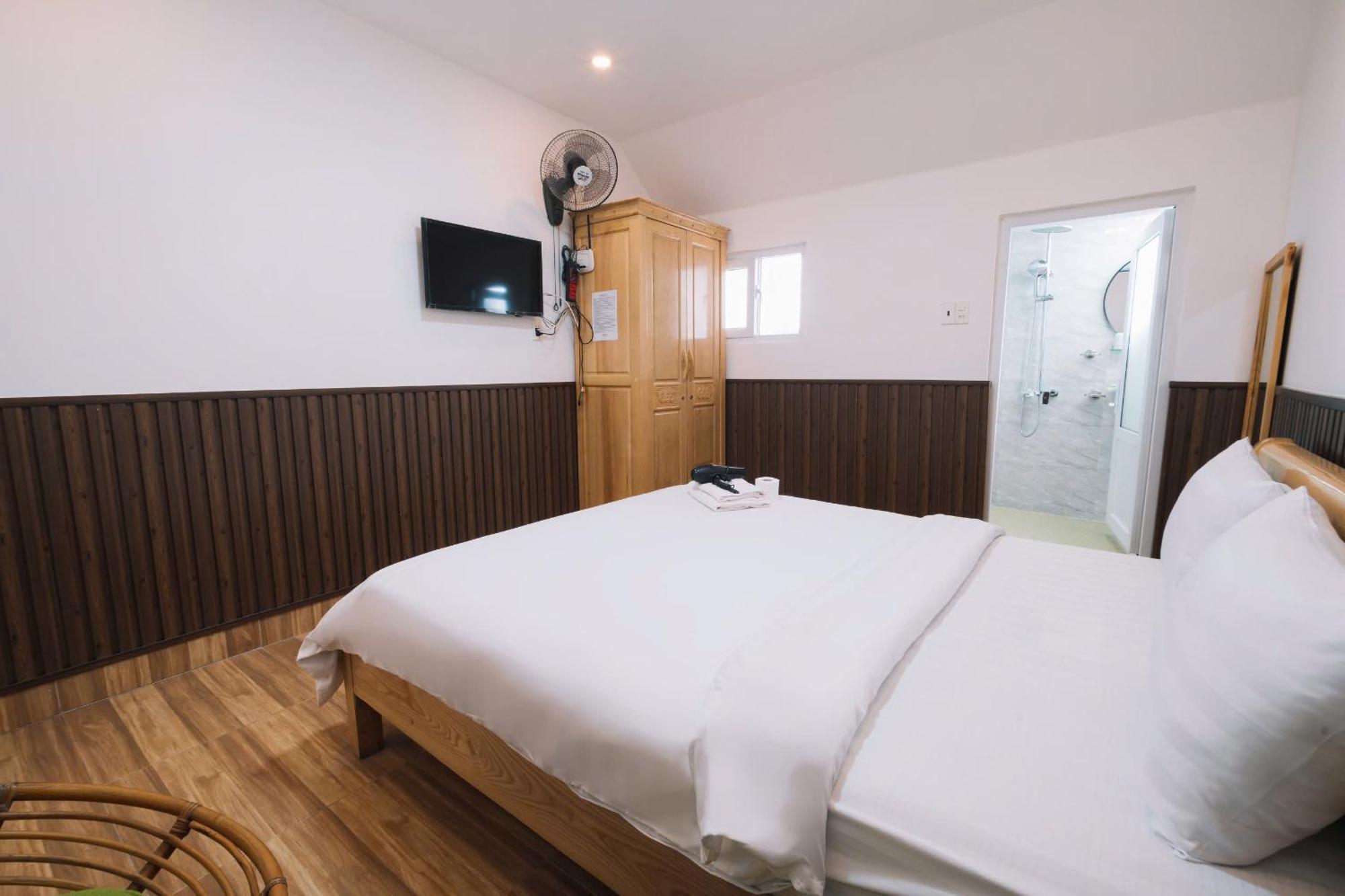 Cherry House Hotel 2*