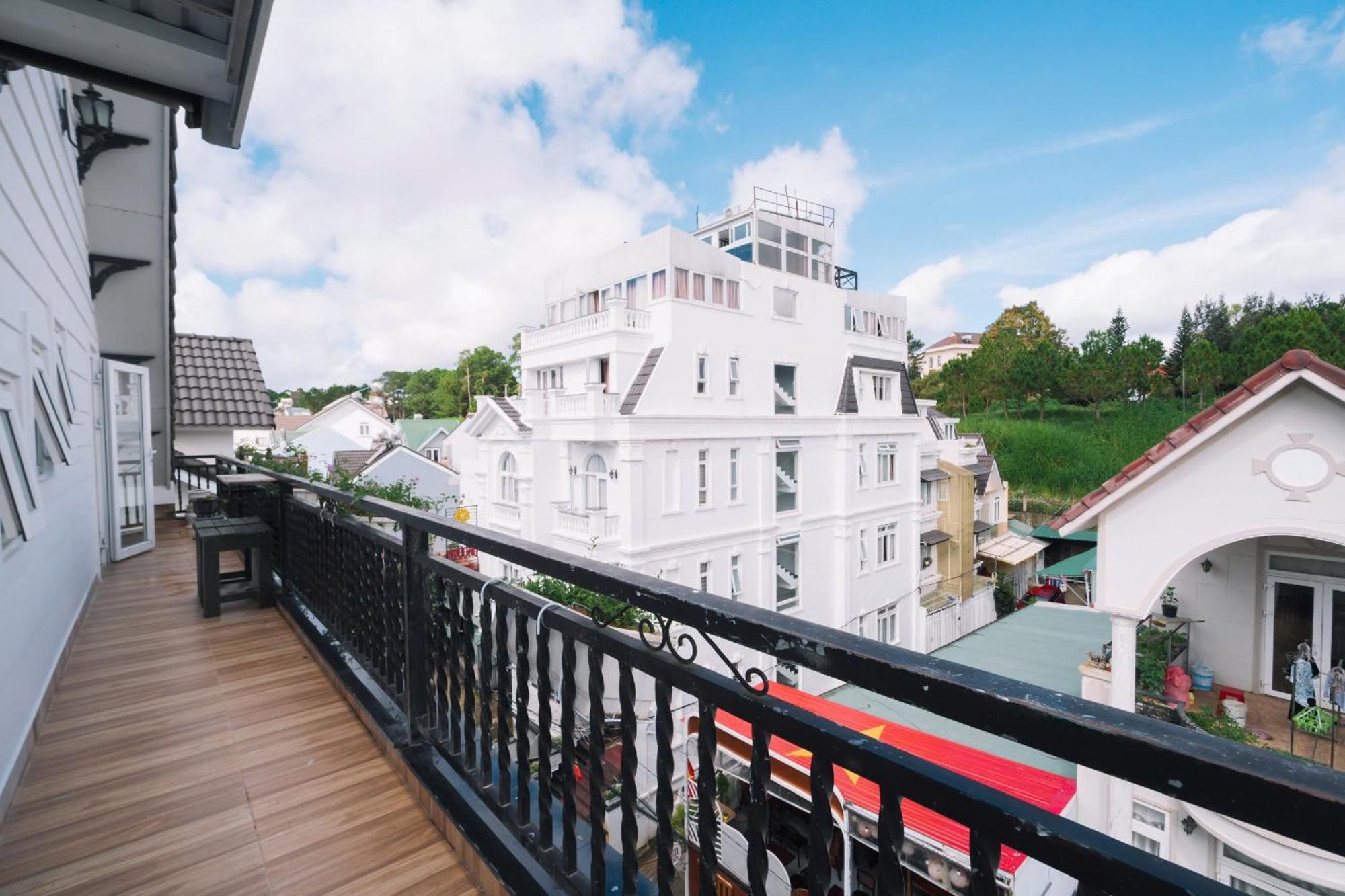 Hotel Cherry House 2*